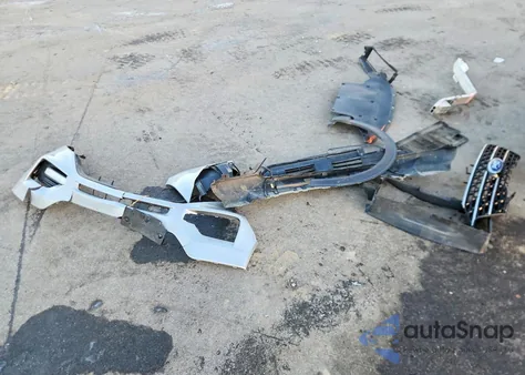 2021 Ford Explorer Xlt z USA, uszkodzony, nr VIN 1FMSK8DH5MGA25499